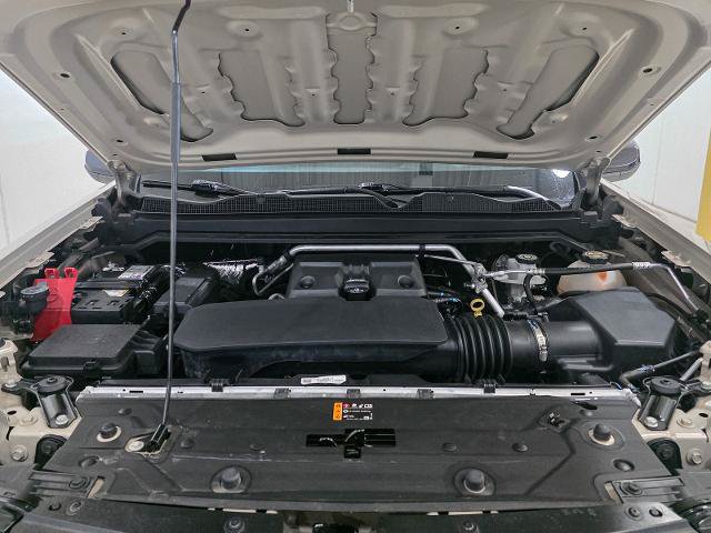 Used 2023 Chevrolet Colorado Trail Boss AWD/4WD image 16