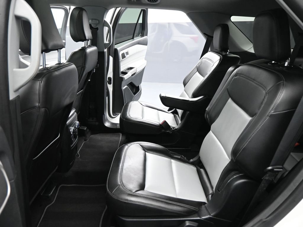 Certified 2023 Ford Explorer XLT w/ Equipment Group 202A image 46