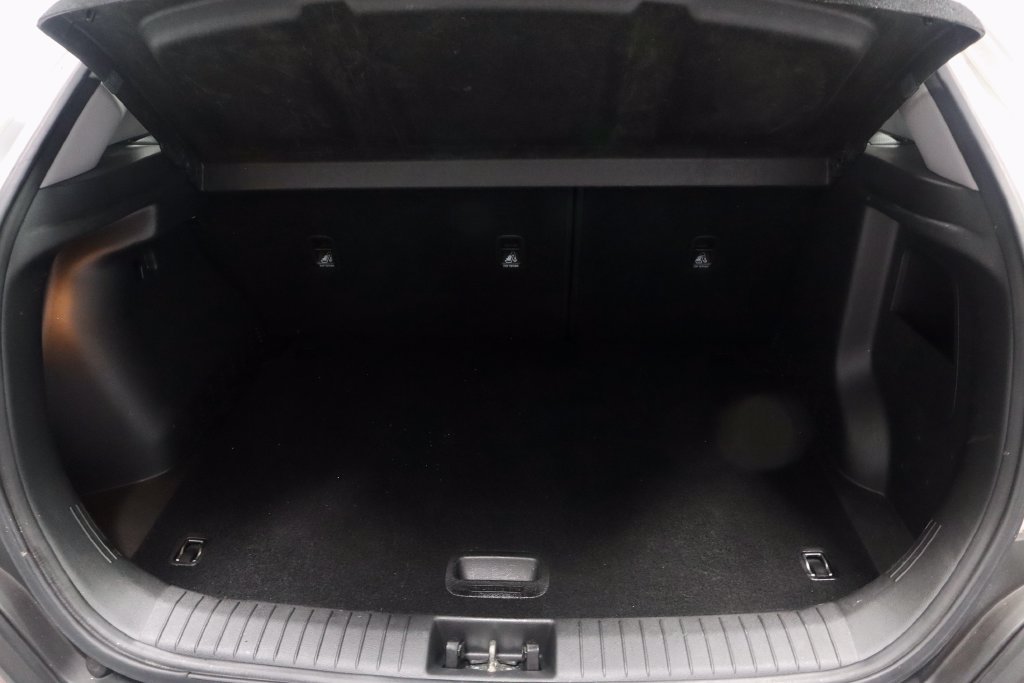 Used 2021 Hyundai Kona SE AWD/4WD image 13