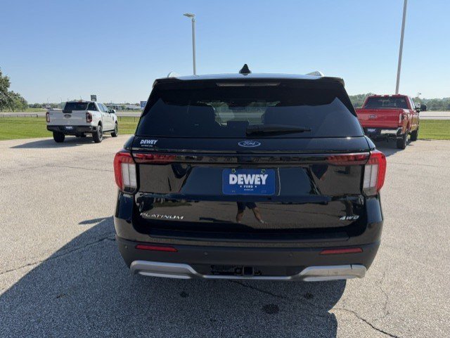Certified 2025 Ford Explorer Platinum w/ LUX Leather Package AWD/4WD image 7