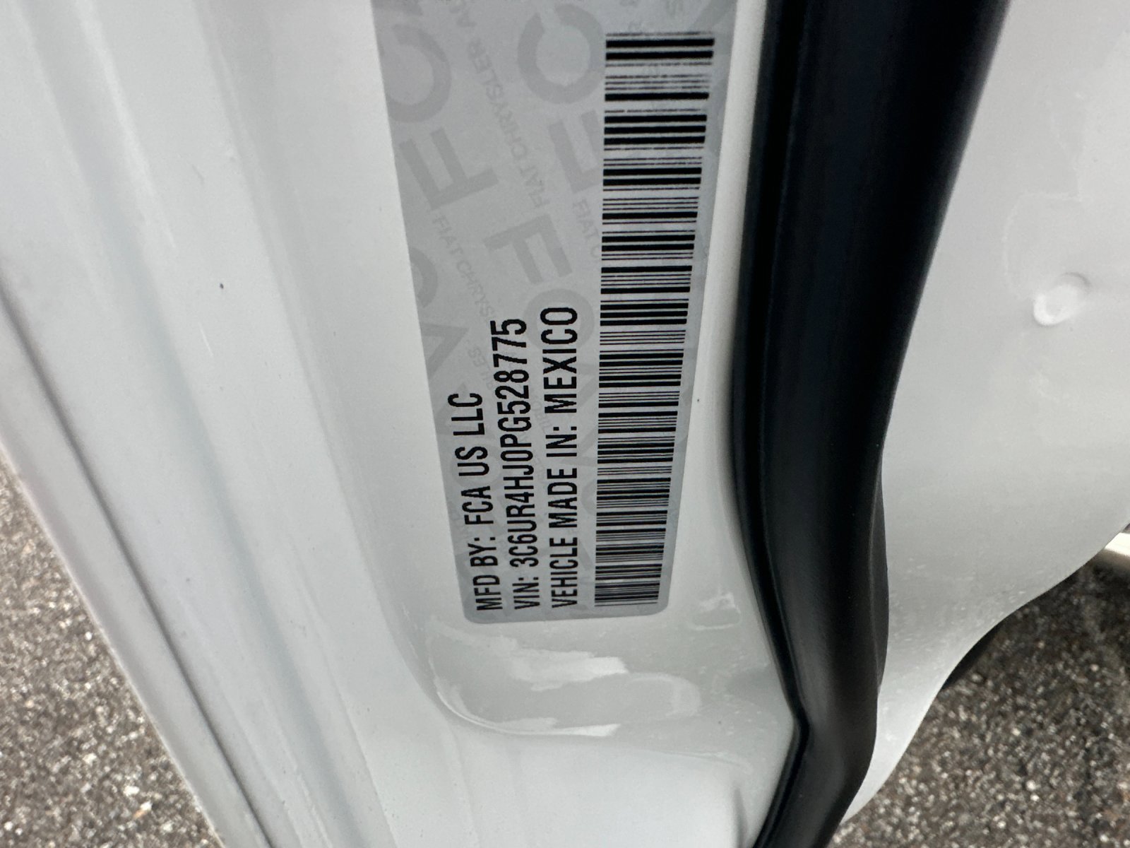 Used 2023 RAM 2500 Tradesman w/ Chrome Appearance Group image 27