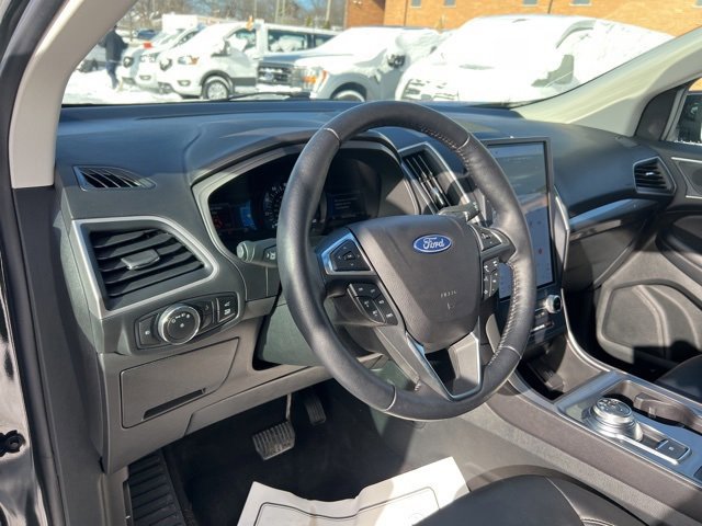 Certified 2023 Ford Edge SEL image 8