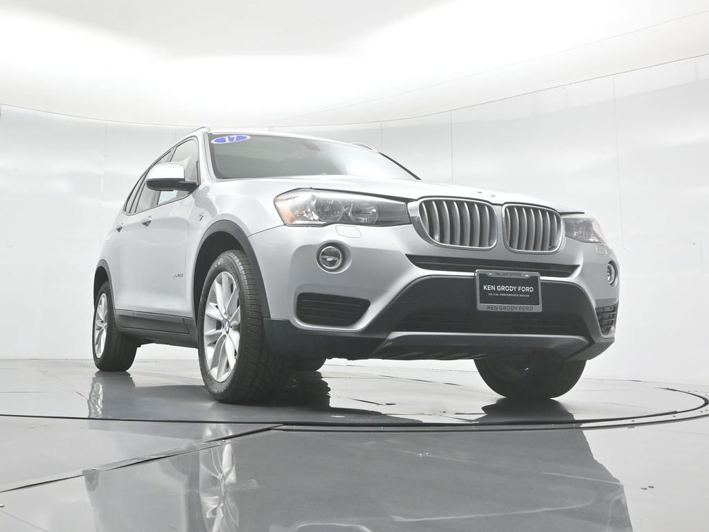 Used 2017 BMW X3 xDrive28i image 5