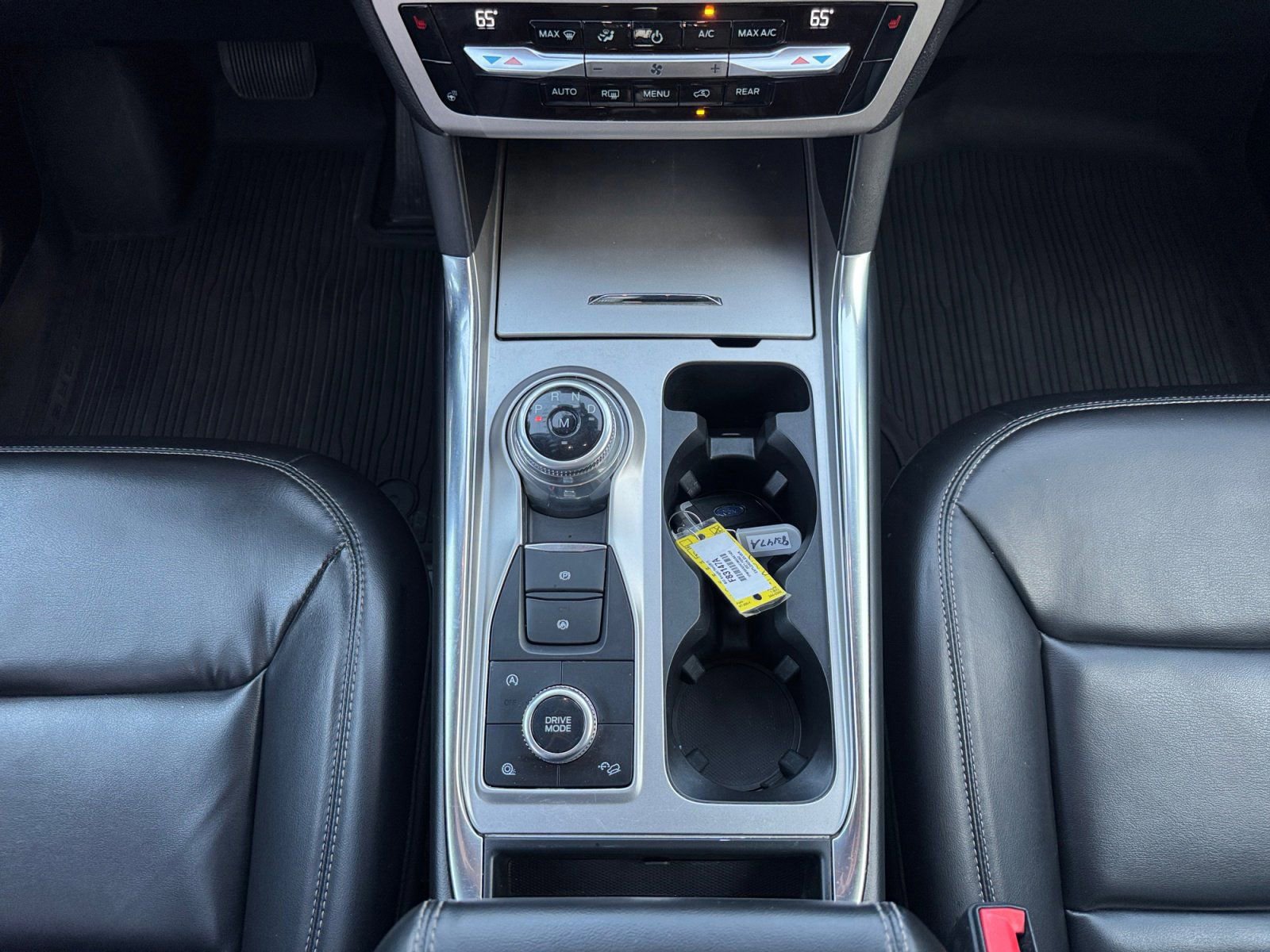 Certified 2021 Ford Explorer XLT w/ Equipment Group 202A image 11