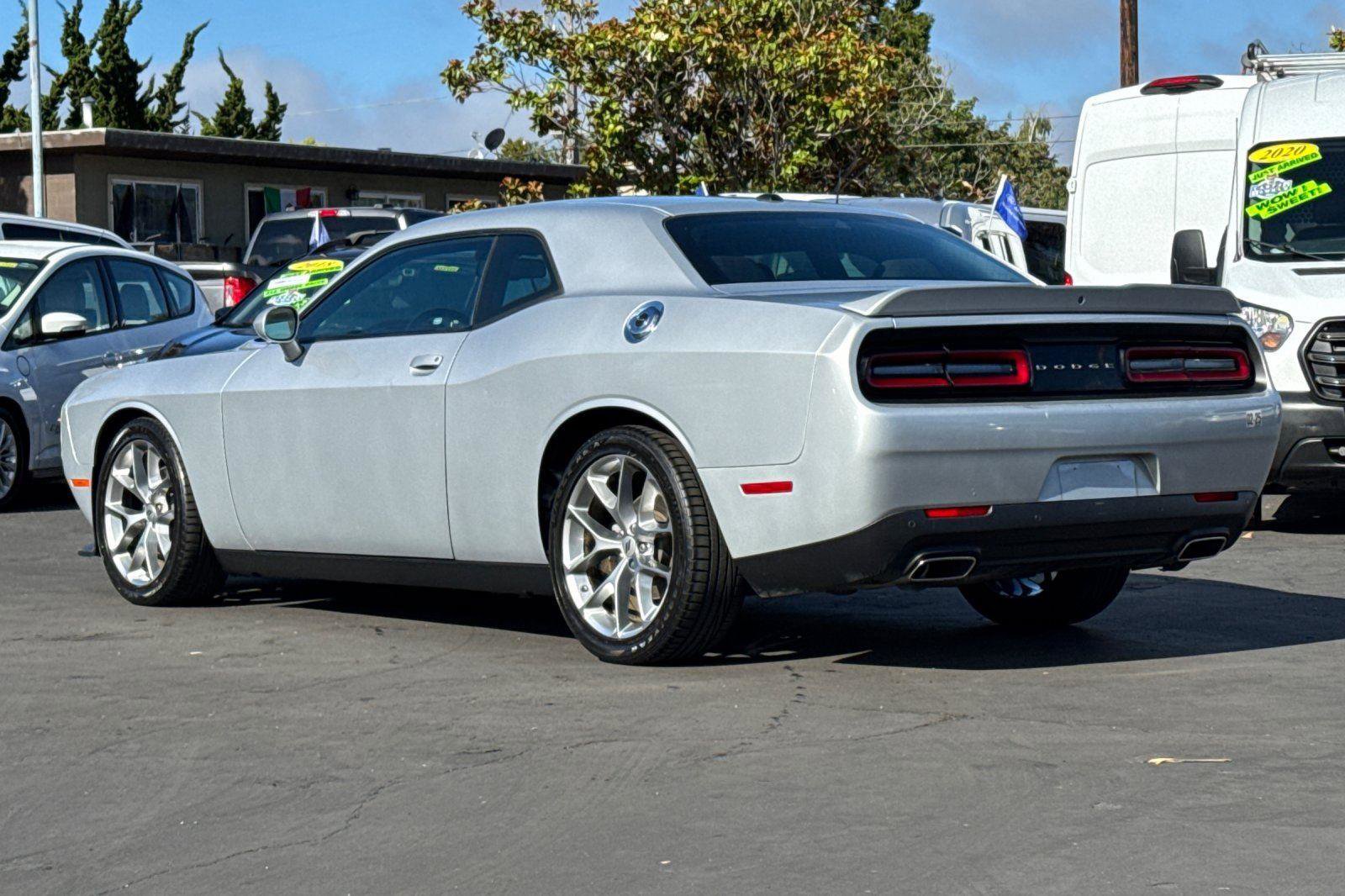 Used 2022 Dodge Challenger GT image 27