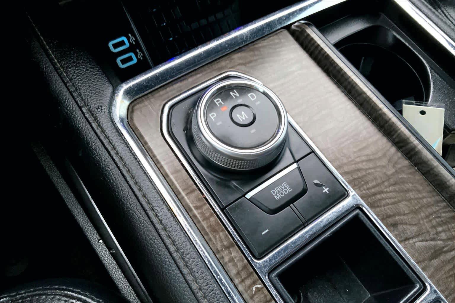 Certified 2019 Ford Expedition Max Limited RWD image 30