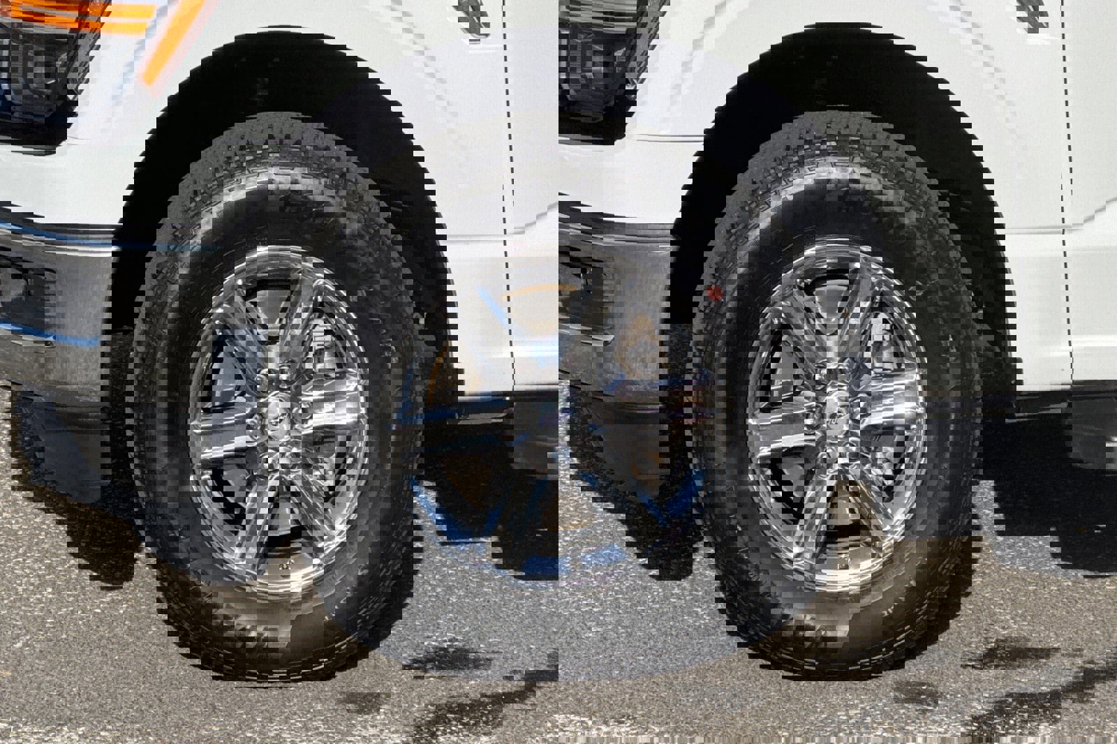 Certified 2025 Ford F150 XLT w/ Equipment Group 301A Standard image 25