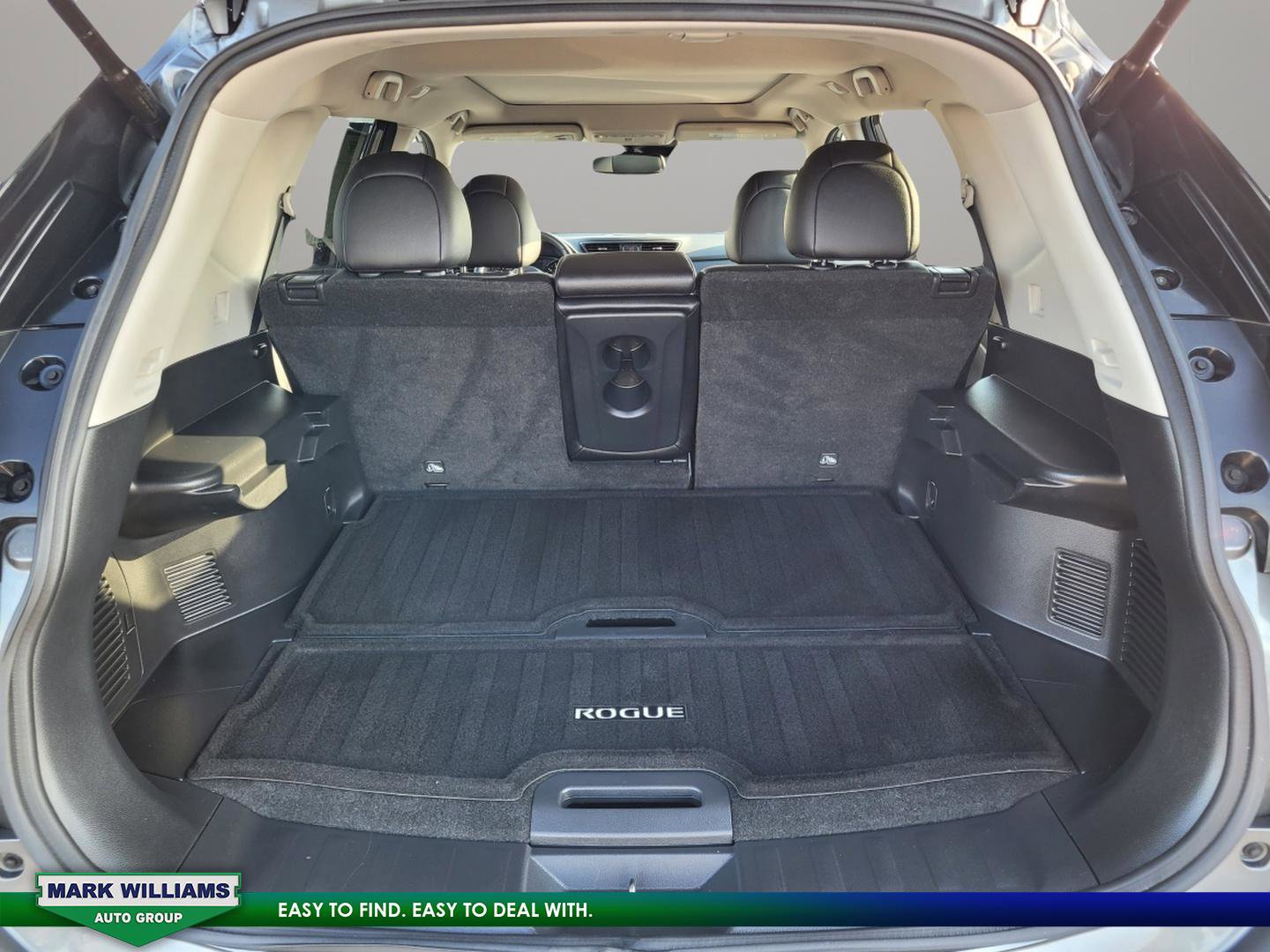 Used 2019 Nissan Rogue SL w/ Premium Package image 31