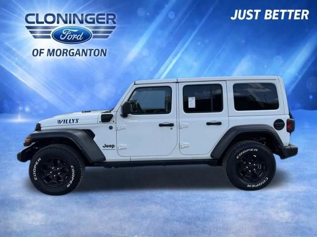 Used 2023 Jeep Wrangler Unlimited w/ Cold Weather Group AWD/4WD image 2