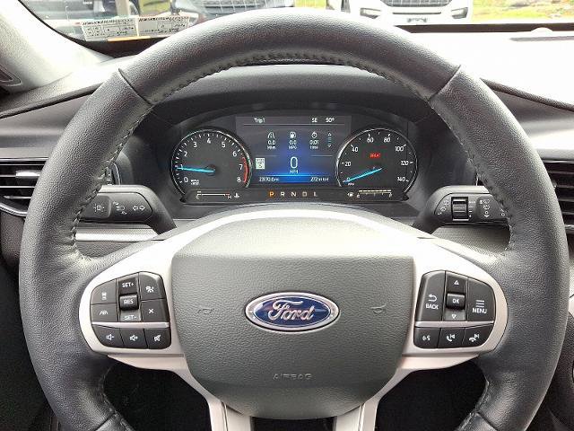 Certified 2022 Ford Explorer XLT w/ Equipment Group 202A image 20