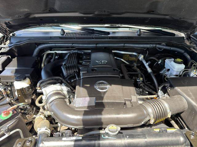 Used 2018 Nissan Frontier PRO-4X AWD/4WD image 4