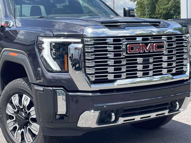 Used 2024 GMC Sierra 2500 Denali w/ Denali Reserve Package AWD/4WD image 2
