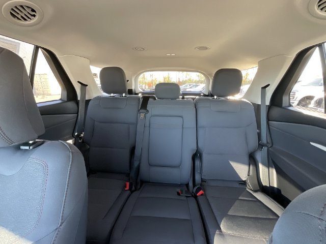 Certified 2025 Ford Explorer Active AWD/4WD image 23