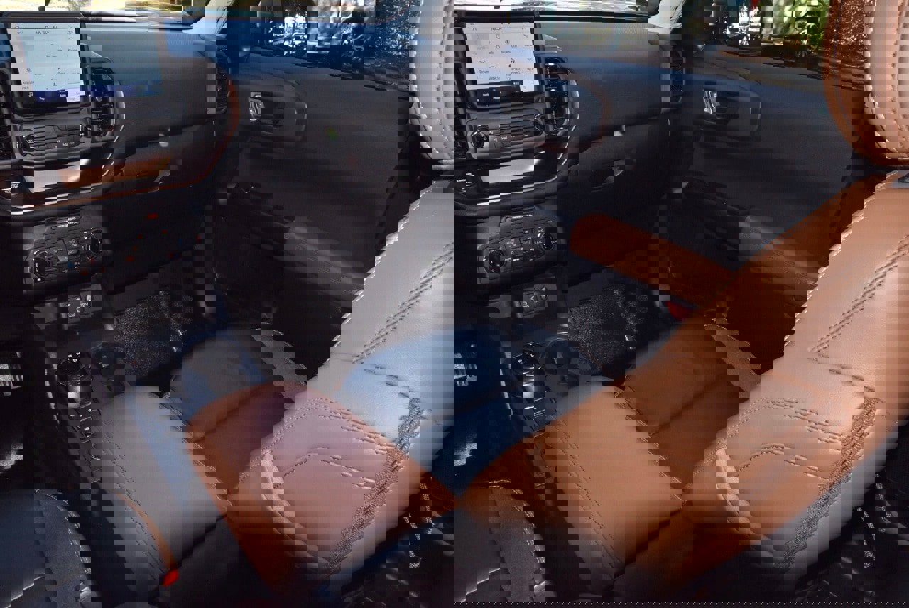 Certified 2023 Ford Bronco Sport Outer Banks w/ Tech Package image 17