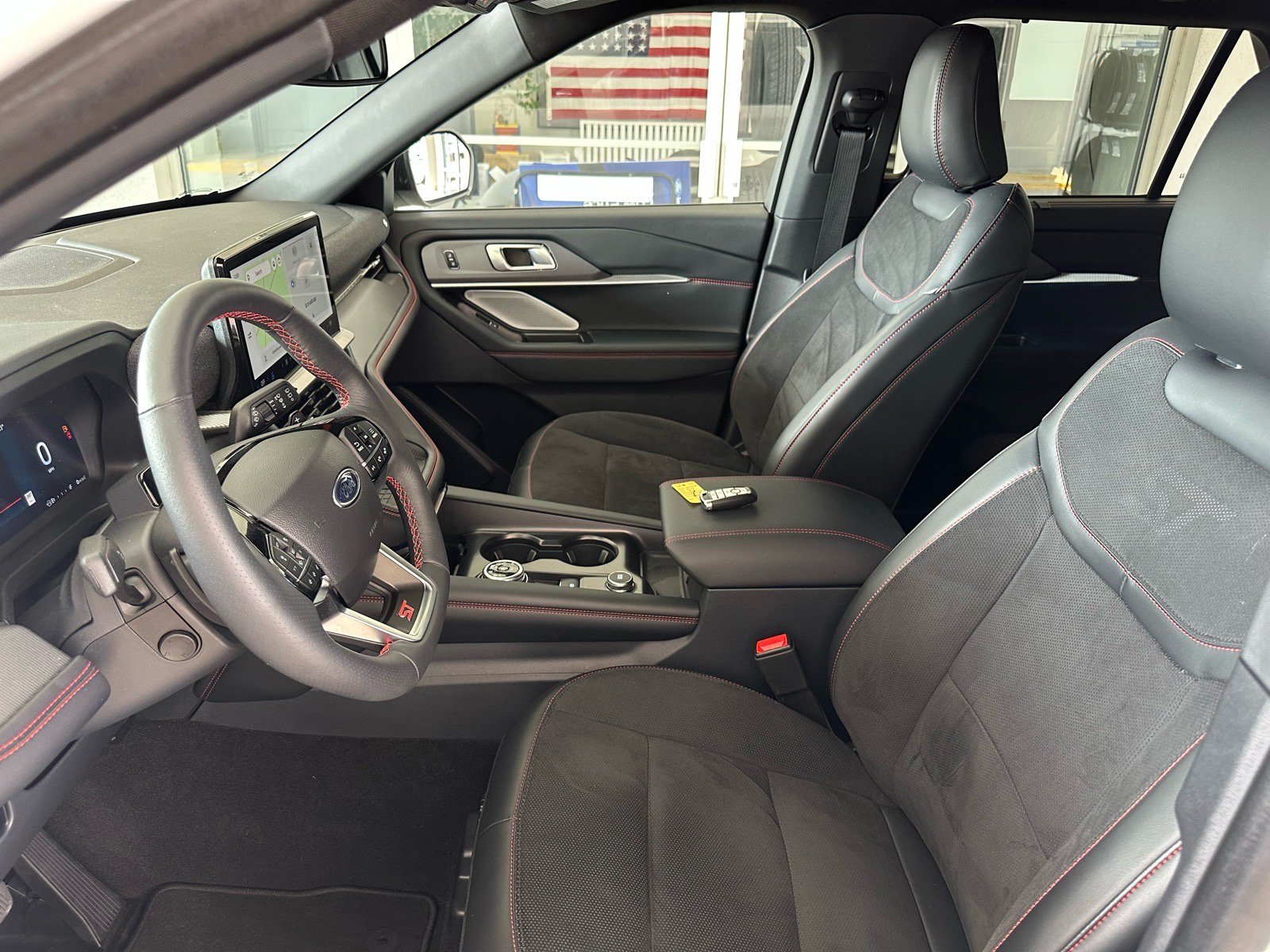 Certified 2025 Ford Explorer ST RWD image 15