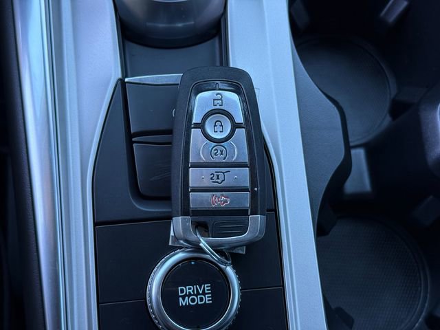 Certified 2022 Ford Explorer XLT w/ Equipment Group 202A image 21