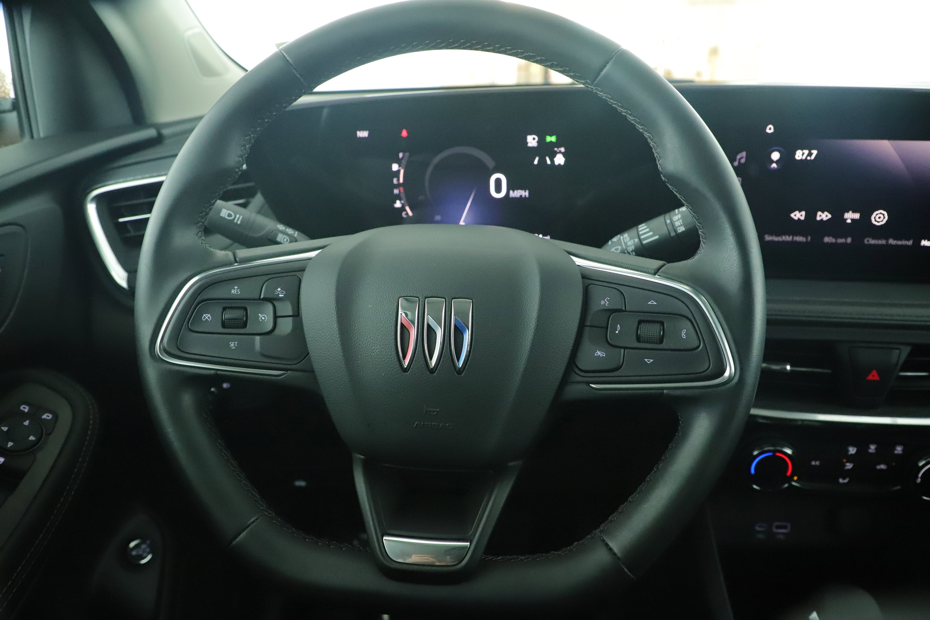 Used 2024 Buick Encore GX Sport Touring image 14