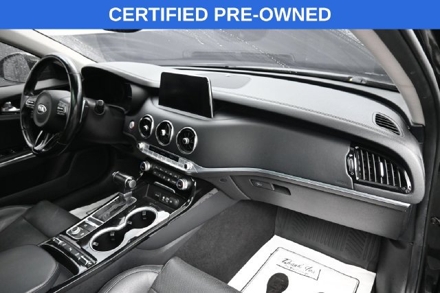 Used 2018 Kia Stinger Premium AWD/4WD image 9