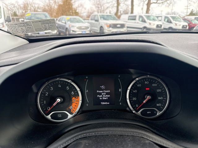 Used 2017 Jeep Renegade Altitude image 11