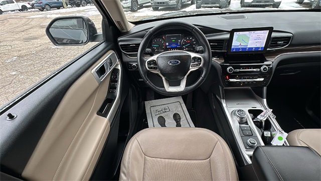 Certified 2023 Ford Explorer Limited w/ Hybrid Equipment Group 310A image 13