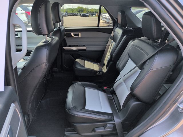 Certified 2023 Ford Explorer XLT w/ Equipment Group 202A AWD/4WD image 23