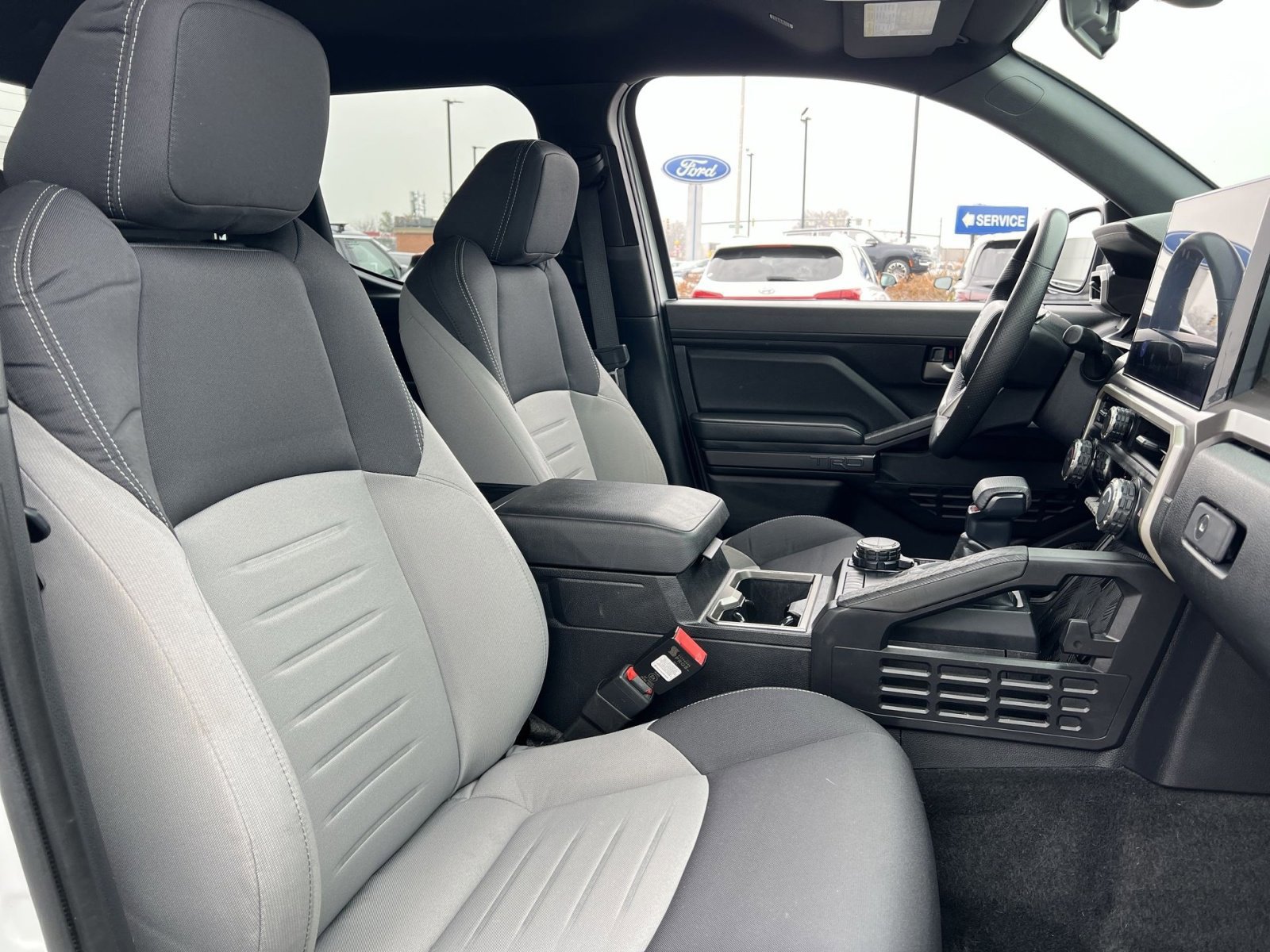 Used 2024 Toyota Tacoma TRD Sport image 26