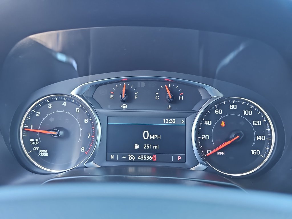 Used 2025 Chevrolet Blazer LT FWD image 19