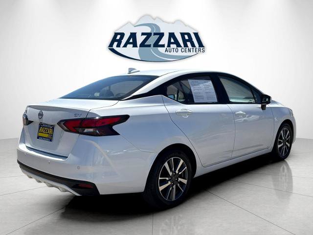 Used 2024 Nissan Versa SV FWD image 3