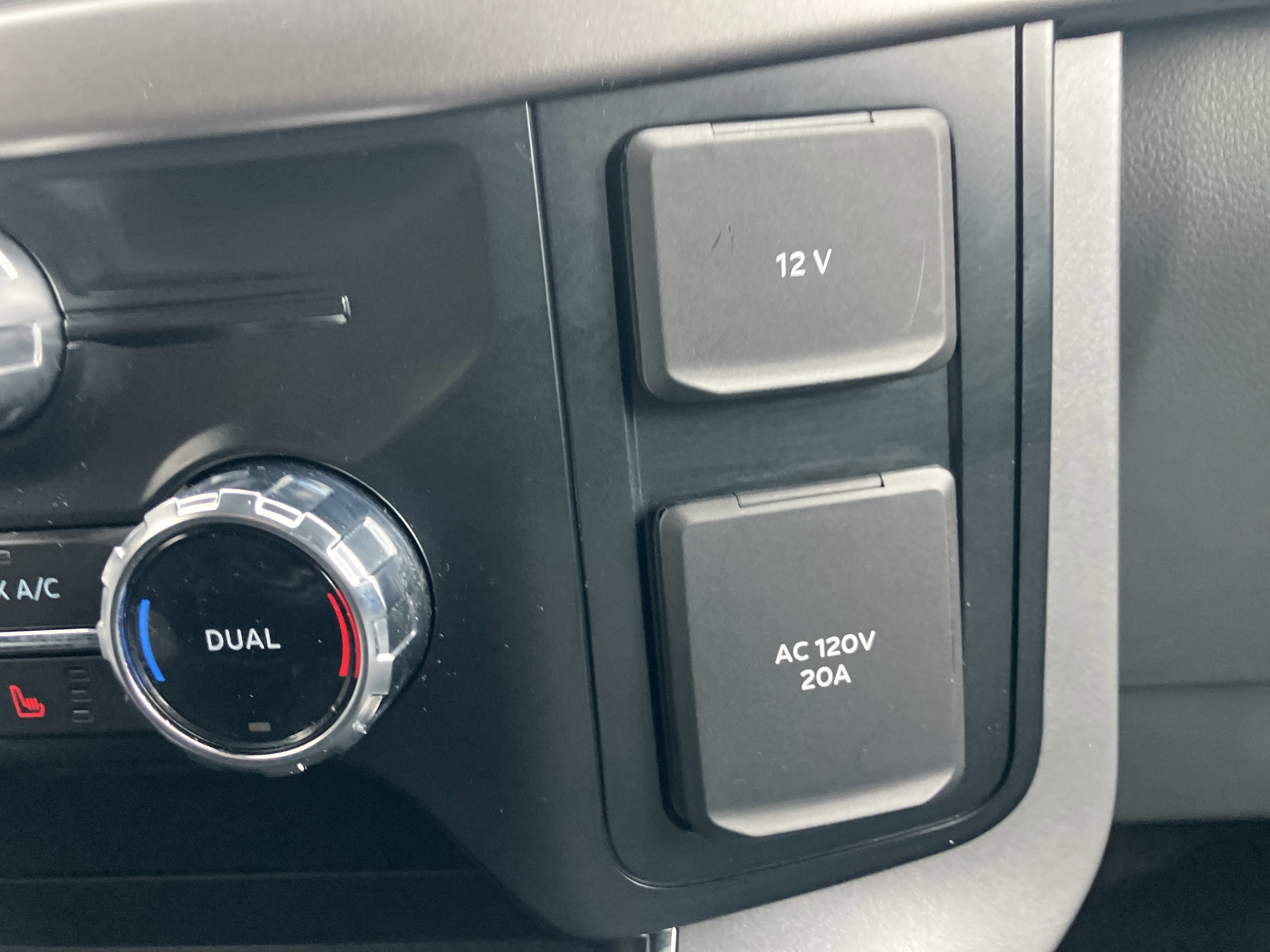 Certified 2024 Ford F150 XLT w/ Equipment Group 302A MID image 34