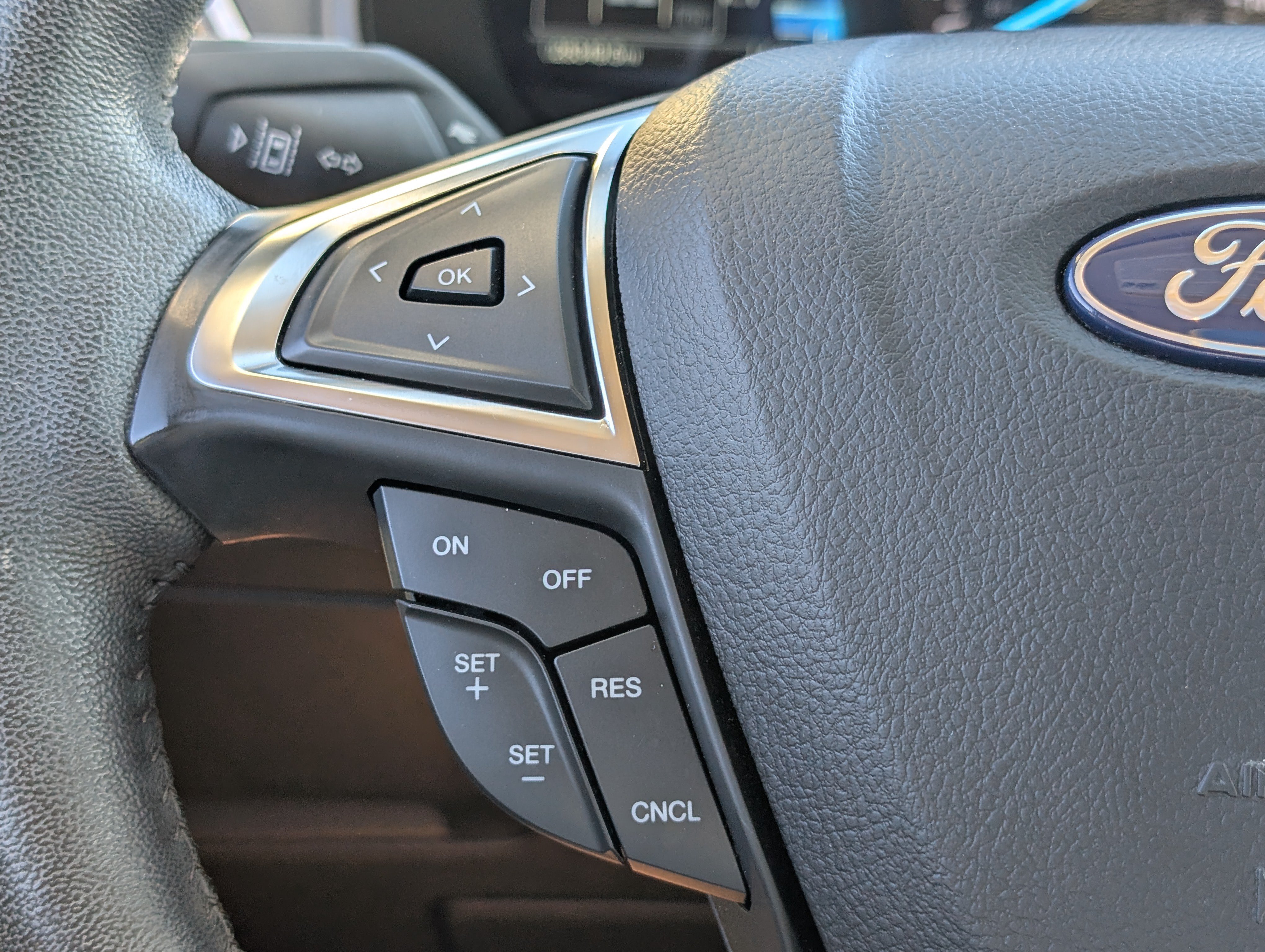 Certified 2023 Ford Edge SEL w/ Convenience Package AWD/4WD image 25