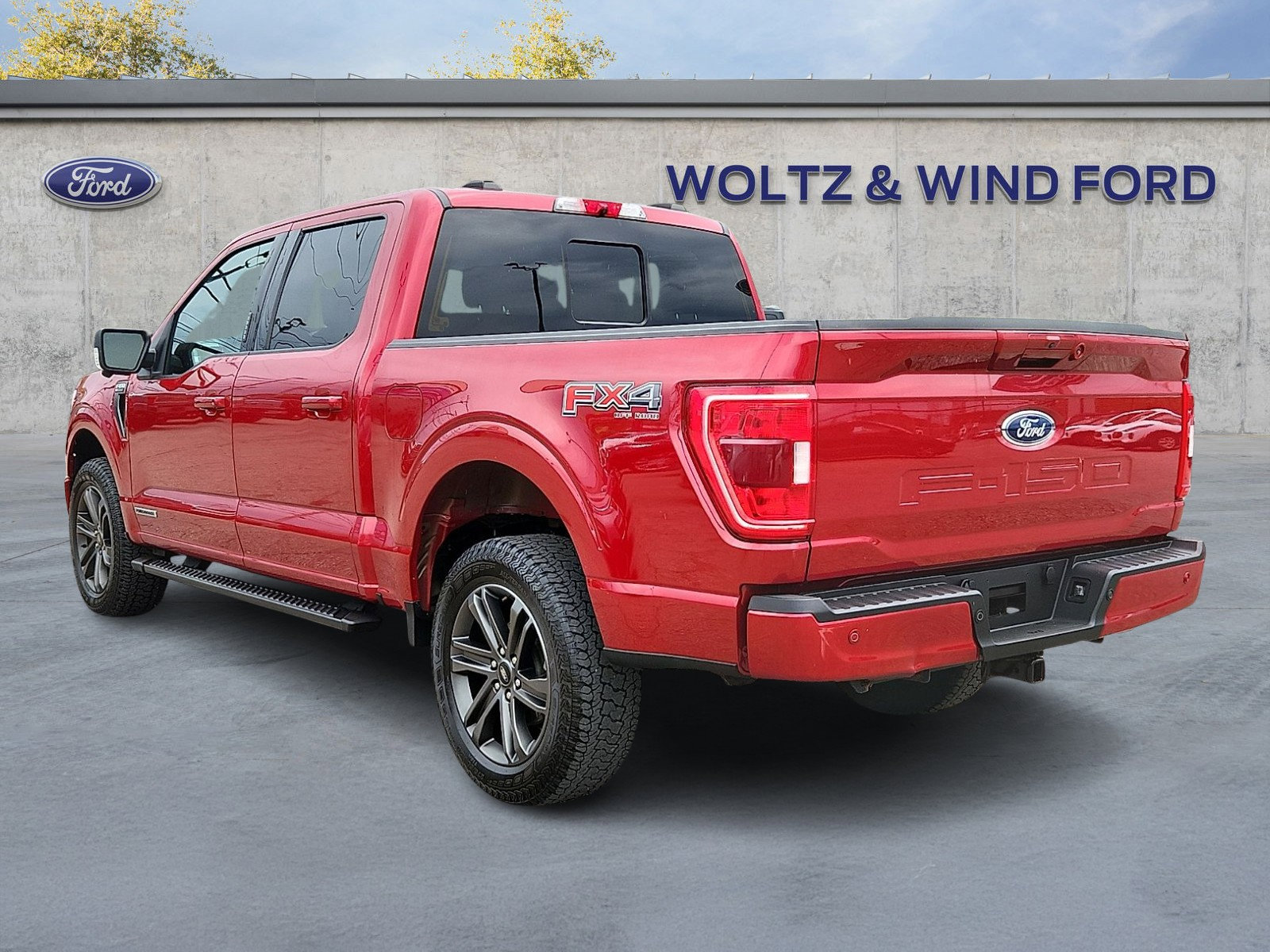 Certified 2022 Ford F150 XLT w/ Equipment Group 302A High AWD/4WD image 4