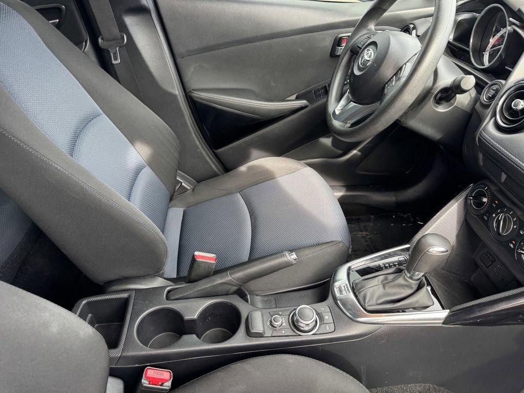 Used 2018 Toyota Yaris iA FWD image 8