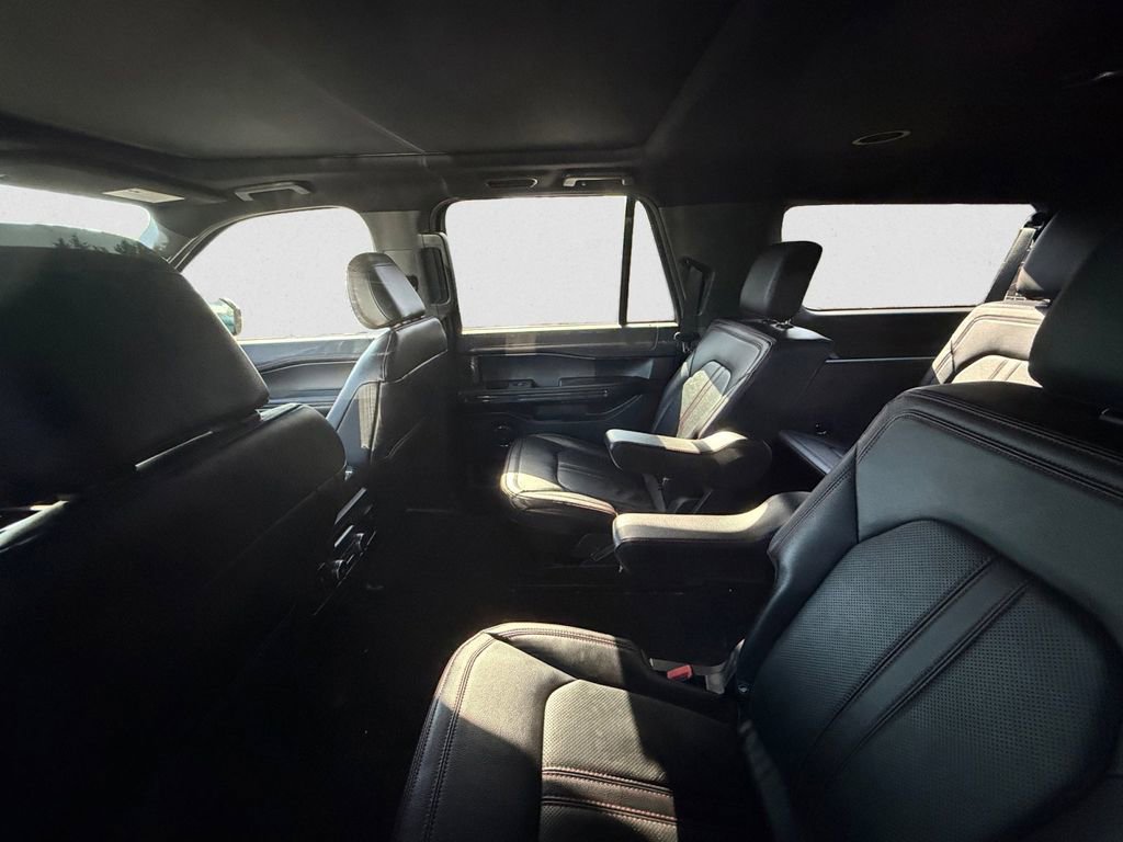 Certified 2021 Ford Expedition Max Limited AWD/4WD image 8