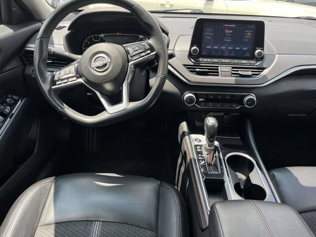 Used 2024 Nissan Altima 2.5 SR FWD image 15