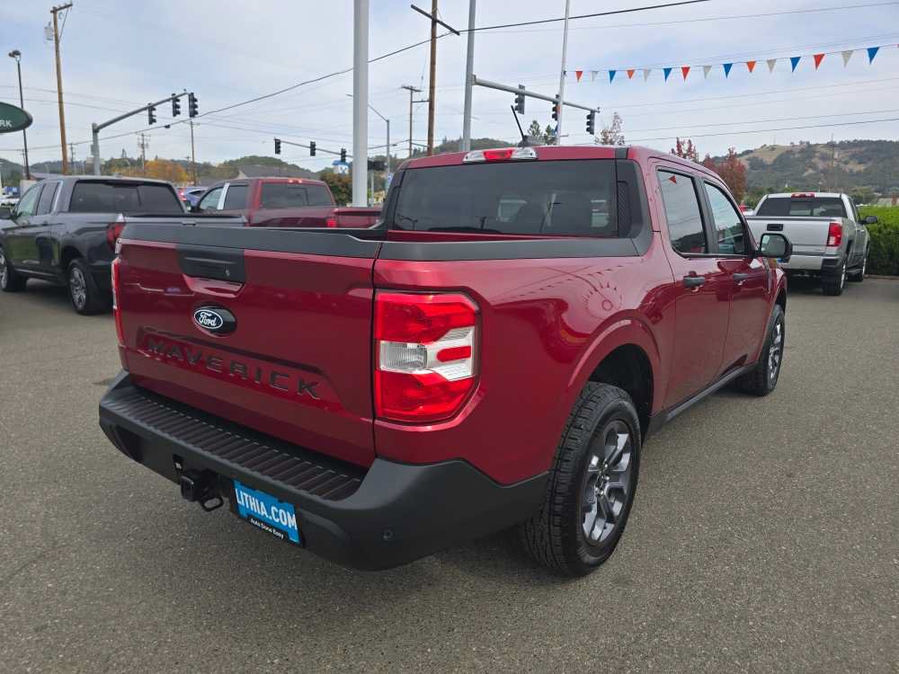 Certified 2025 Ford Maverick XLT w/ XLT Luxury Package FWD image 5