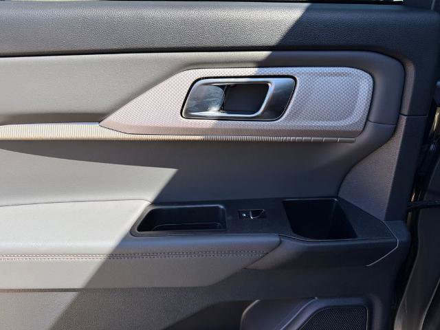 Certified 2025 Ford Explorer Active image 20