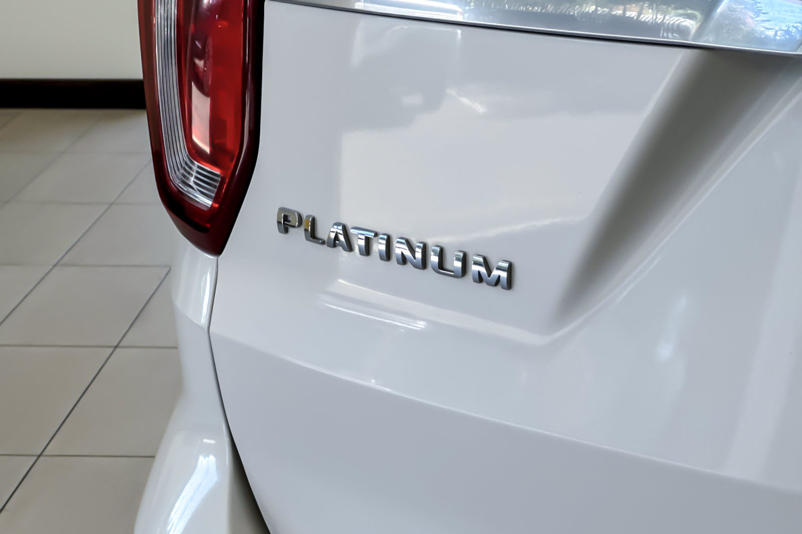 Certified 2017 Ford Explorer Platinum AWD/4WD image 29