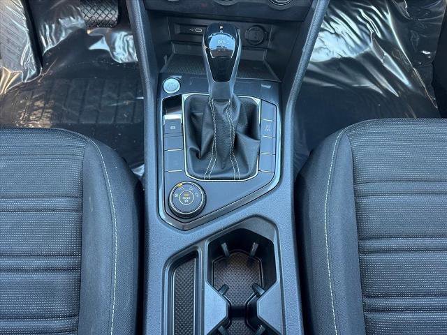 Used 2022 Volkswagen Tiguan S image 15