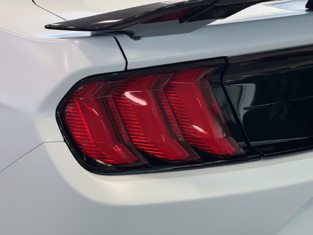 Certified 2022 Ford Mustang Shelby GT500 w/ Technology Package RWD image 8