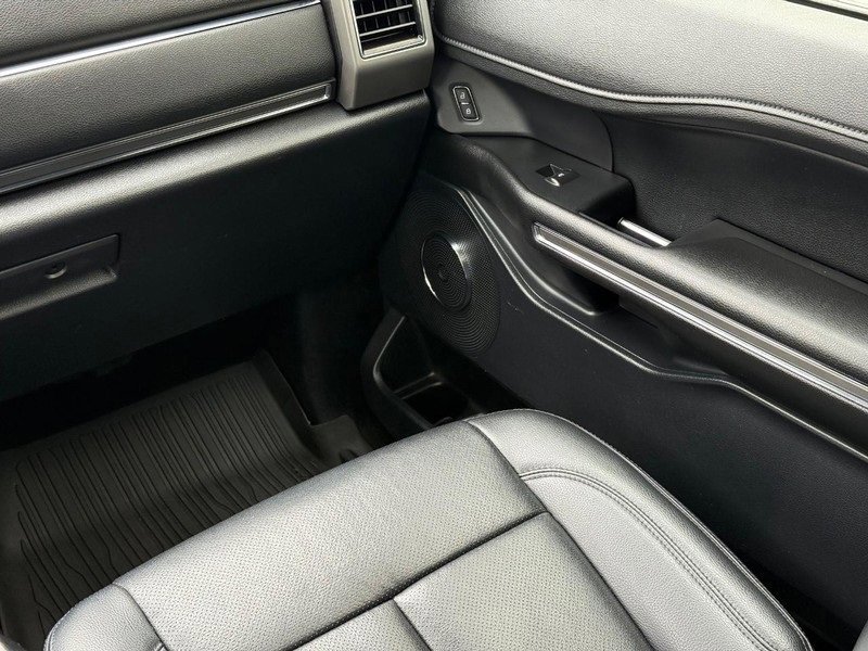 Certified 2019 Ford Expedition Max XLT w/ Equipment Group 202A image 14