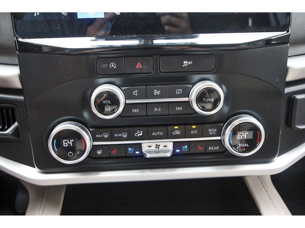 Certified 2024 Ford Expedition Max XLT image 26