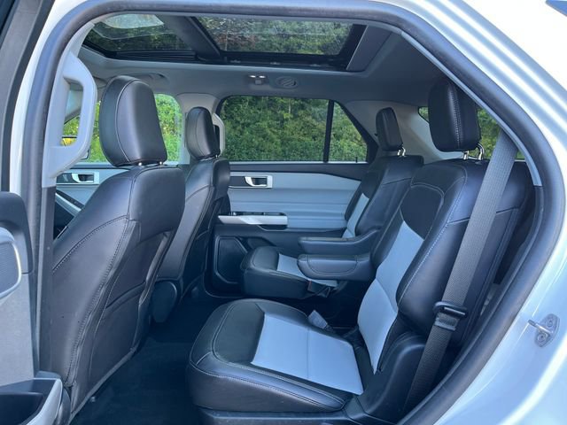 Certified 2023 Ford Explorer XLT w/ Equipment Group 202A image 14