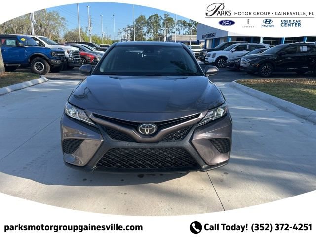 Used 2020 Toyota Camry SE FWD image 9