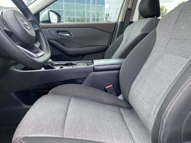 Used 2023 Nissan Rogue SV FWD image 15
