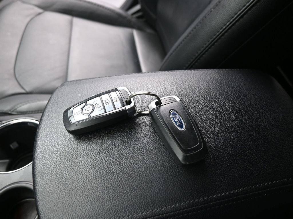 Certified 2018 Ford Explorer XLT w/ Equipment Group 202A image 48