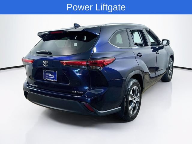 Used 2020 Toyota Highlander XLE AWD/4WD image 13