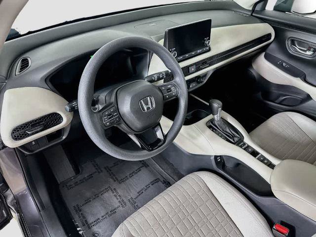 Used 2024 Honda HR-V LX image 2