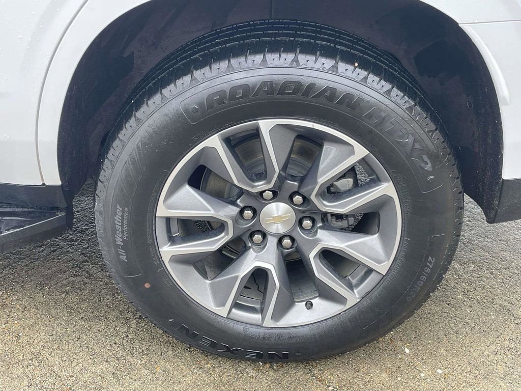 Used 2023 Chevrolet Tahoe LT w/ Luxury Package image 9