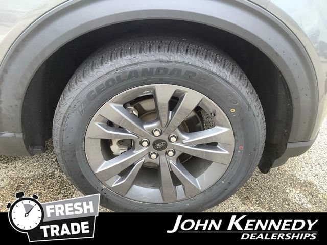 Certified 2023 Ford Explorer XLT w/ Equipment Group 202A AWD/4WD image 39