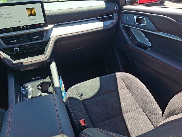 Certified 2025 Ford Explorer ST AWD/4WD image 15